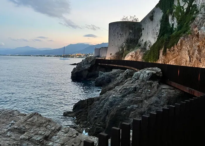 Lejlighed Tres Bel Bastia (Corsica)