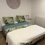 Tres Bel * בסטיה